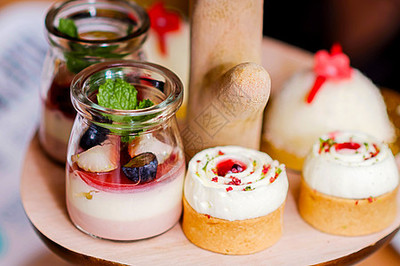 抹茶背景高清图片下载指南 如何正确使用正版素材